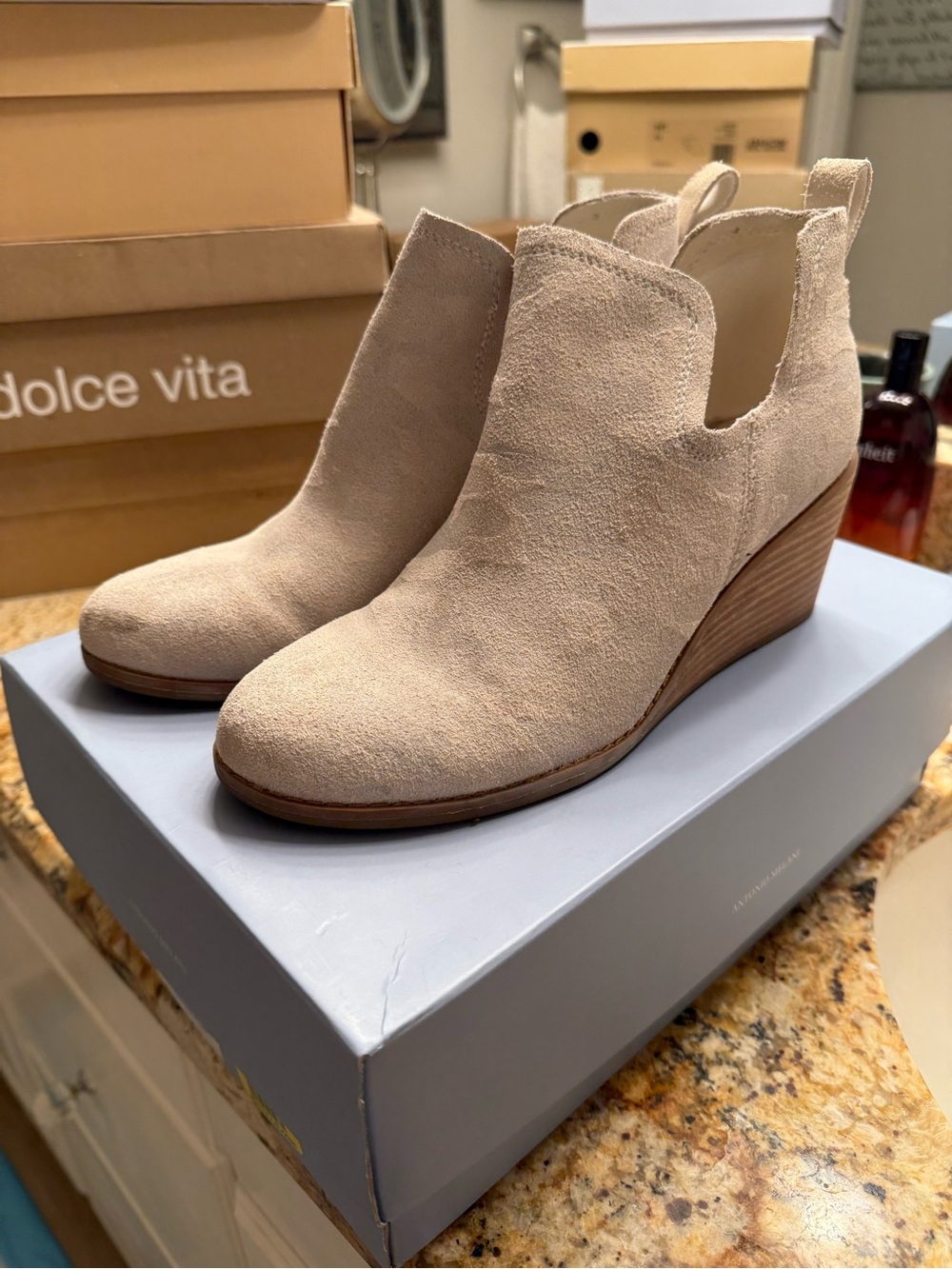 New! Toms Beige Suede Wedge Ankle Booties - Picture 2 of 5